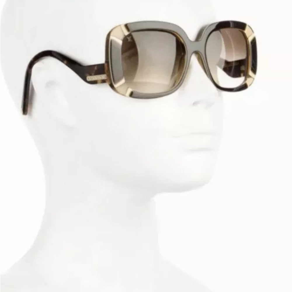 Louis Vuitton Oversized Sunglasses made in France. - Picture 8 of 9